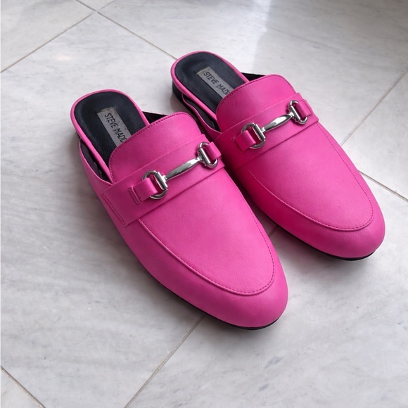 Steve Madden Other - Steve Madden Fuchsia Men's Slip-On Loafers